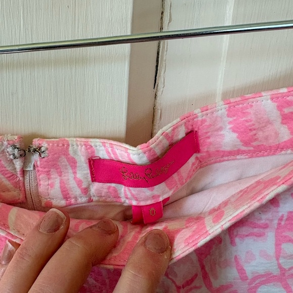 Lilly Pulitzer Pink Patterned Women's Skirt - Picture 2 of 4